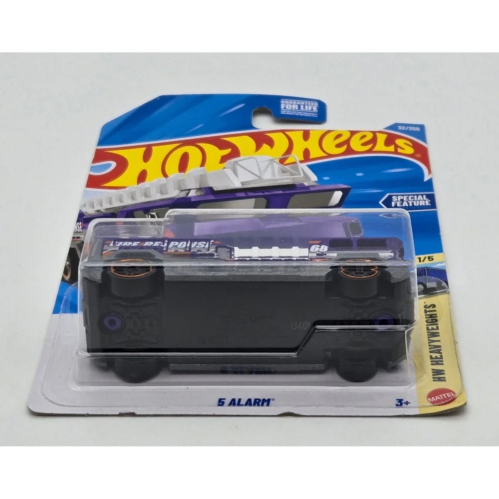 Hot Wheels 5 Alarm HW Heavyweights‎ Kids Unisex 1:64 Purple Fire Truck 32/250